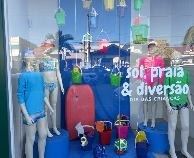 Hermes Beach Wear- Vitrine Infantil