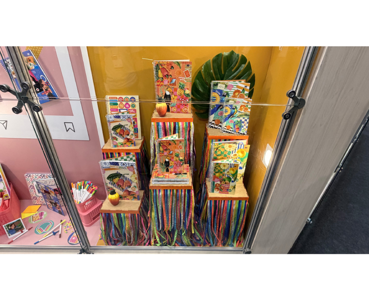 3B Cadernos – Vitrine Feira Escolar